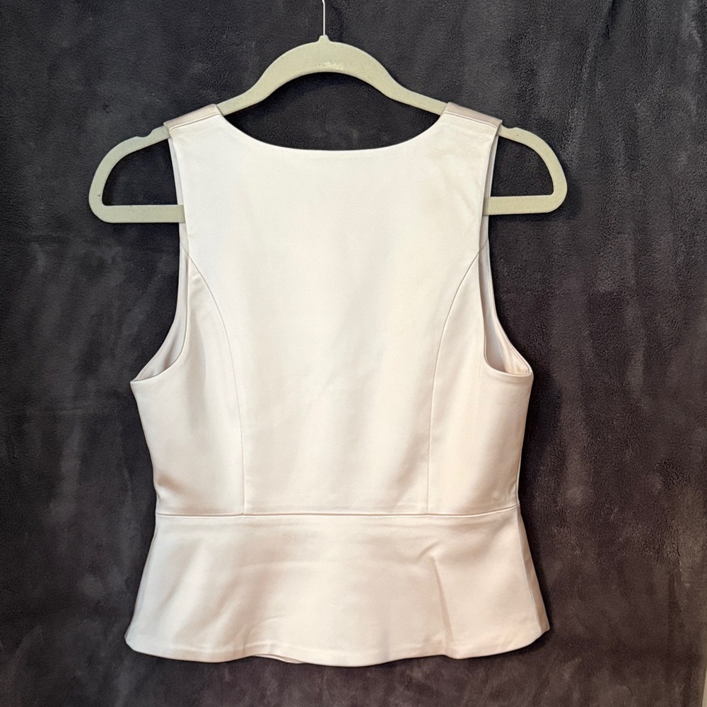 Aritzia Cream Sleeveless Blouse - Picture 5 of 5